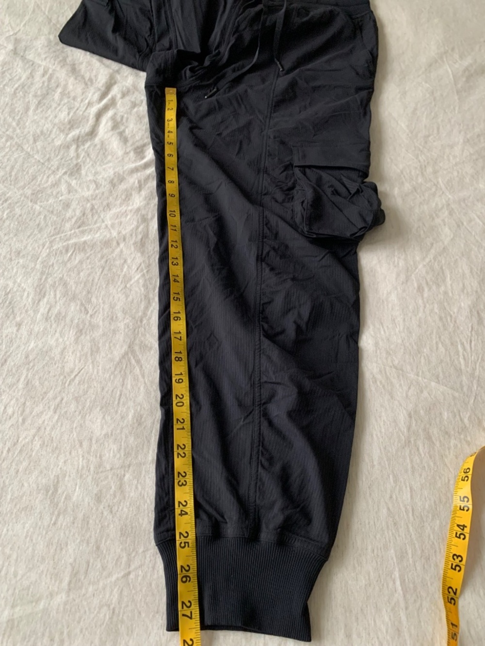 Lululemon Dance Studio Cargo Jogger Relaxed-Fit Mid-Rise black size L (2 of 2) - Picture 13 of 16